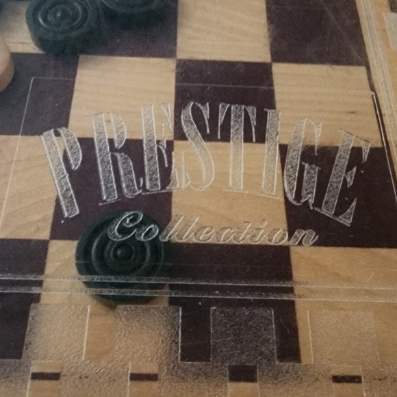 2002 CARDINAL PRESTIGE COLLECTION CHECKERS GAME  Wooden Box BENIFITS CHARITY - Picture 2 of 7